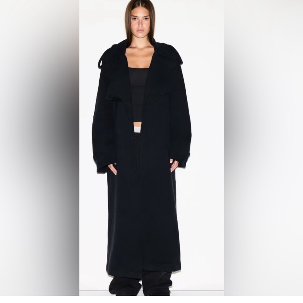 NWT Skims Boyfriend Fleece Oversized Trench Coat in Onyx black small